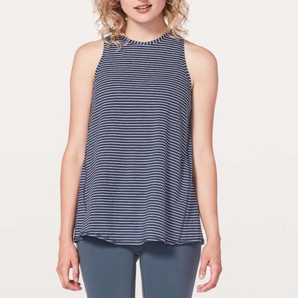 NWT Lululemon All Tied Up Tank Blue stripes - Picture 3 of 12